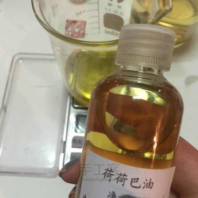 茶树祛痘控油滋养乳液 第12步