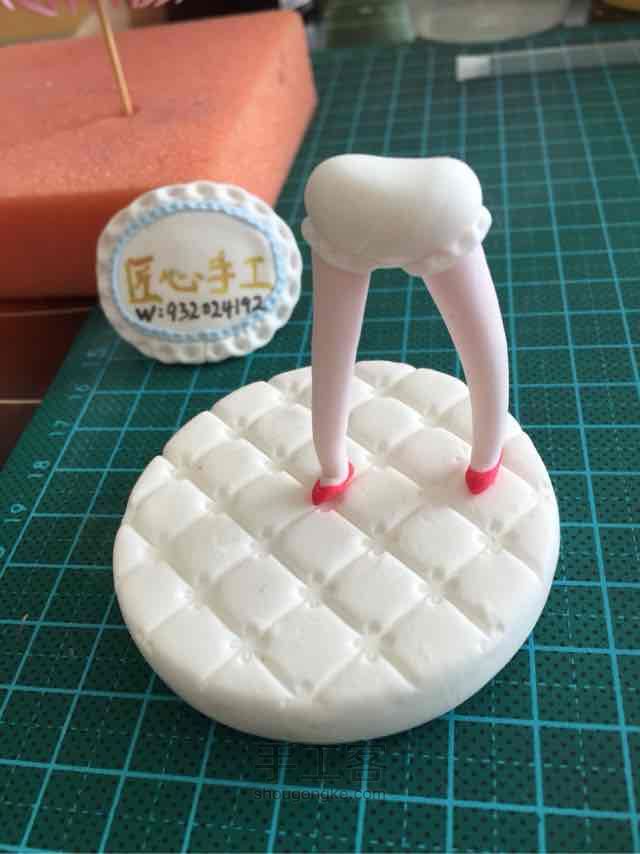 拟人草莓蛋糕小萝莉，萌萌哒～ 第11步