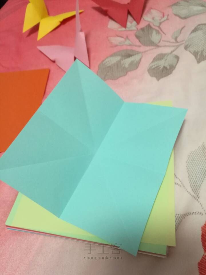 简单的折纸蝴蝶 第3步