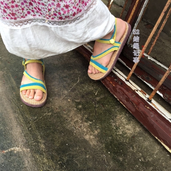 女儿的凉鞋终于完工了，编织是那么幸福，穿着肯定也是幸福满满！ 第3张