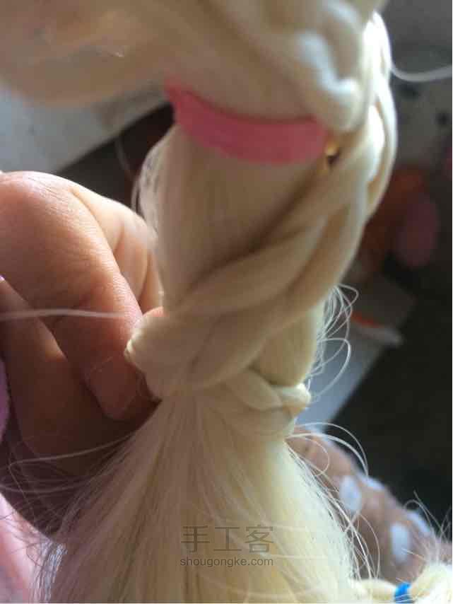 娃娃编发 第10步