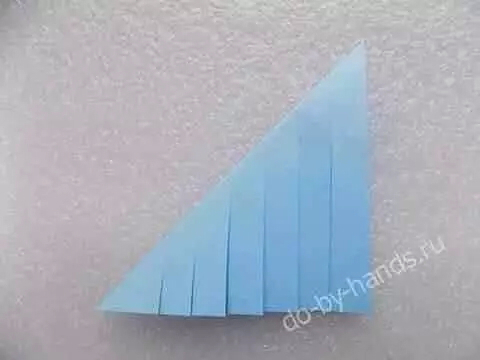 雪花折纸教程（非原创） 第2步