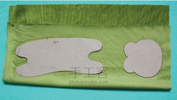 又一款可爱的小青蛙鼠标垫腕新鲜出炉了~~ 第2步