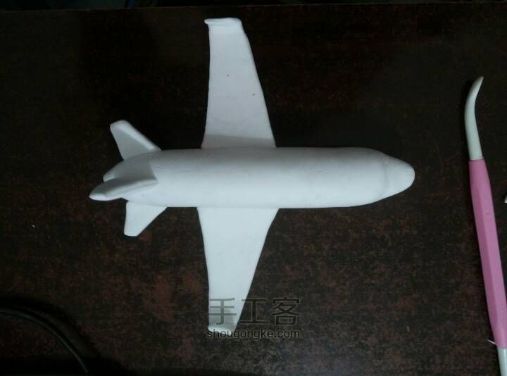 粘土也可以做飞机模型 第8步