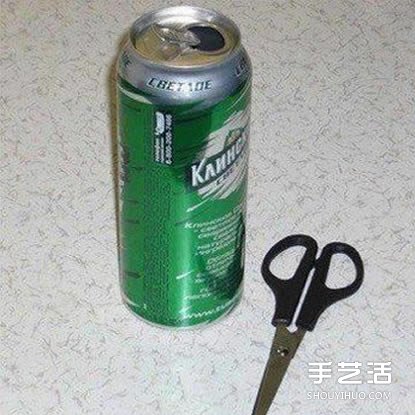 自制饼干模具的方法 易拉罐废物利用DIY烘焙模具  【转载】 第1步
