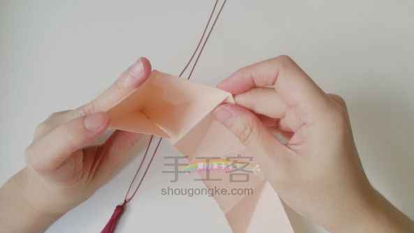 五彩纸香包 第8步
