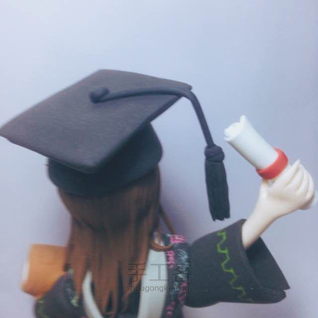 木目粘土教程—学士服人偶 第24步