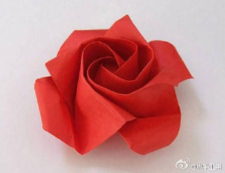 转）简单的玫瑰🌹折纸 第1步