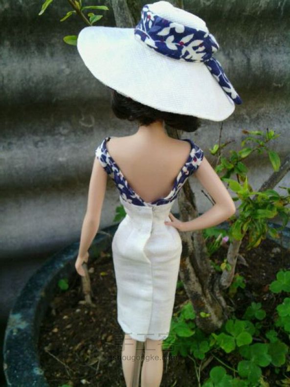 【桑莲娃衣教程】silkstone芭比娃衣之复古连衣裙和帽子 第2步