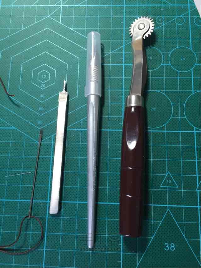 疯马皮汽车钥匙套（高尔夫7、凌渡） 第1步