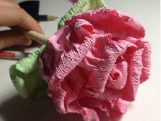 彩纸做成的花