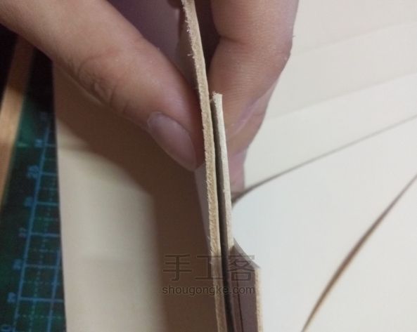做款男款的长夹 第1步