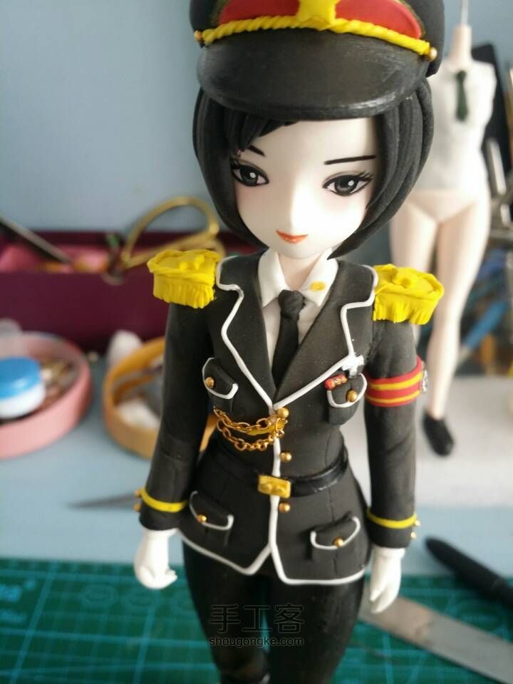 女军官 第14步