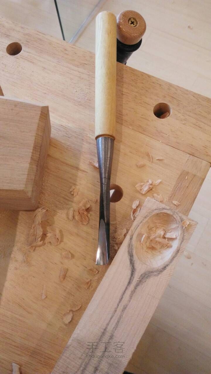 如何手工制作一把木勺 第1步