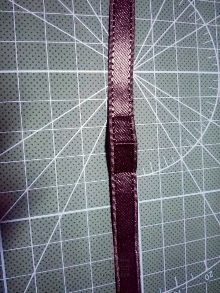 可爱的缎带锁骨链 第4步
