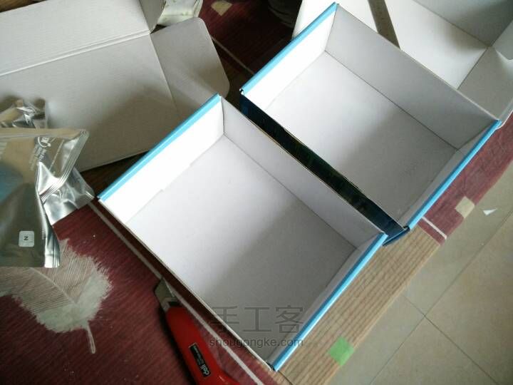 如何利用现成的纸盒做个收纳柜呢？ 第4步