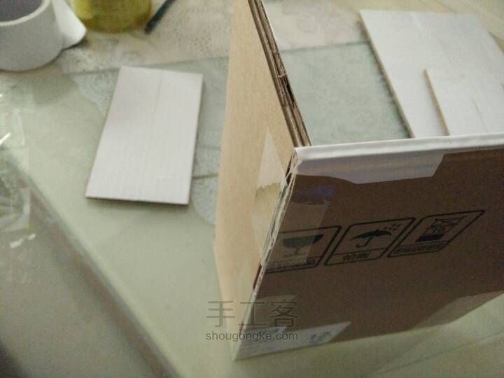 如何利用现成的纸盒做个收纳柜呢？ 第13步