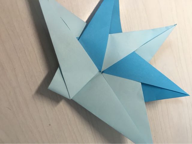 编织折纸星🎏 第23步