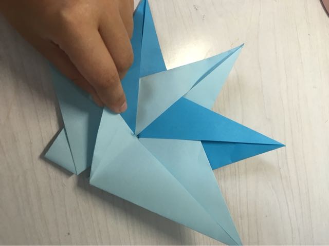 编织折纸星🎏 第22步