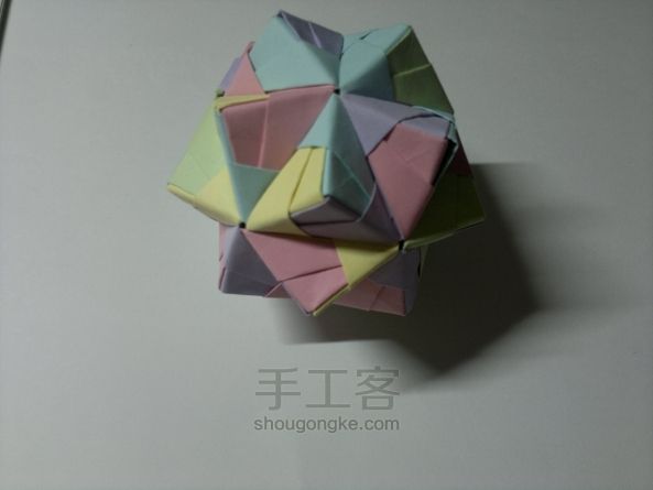 教你做精美漂亮的折纸花球 第7步