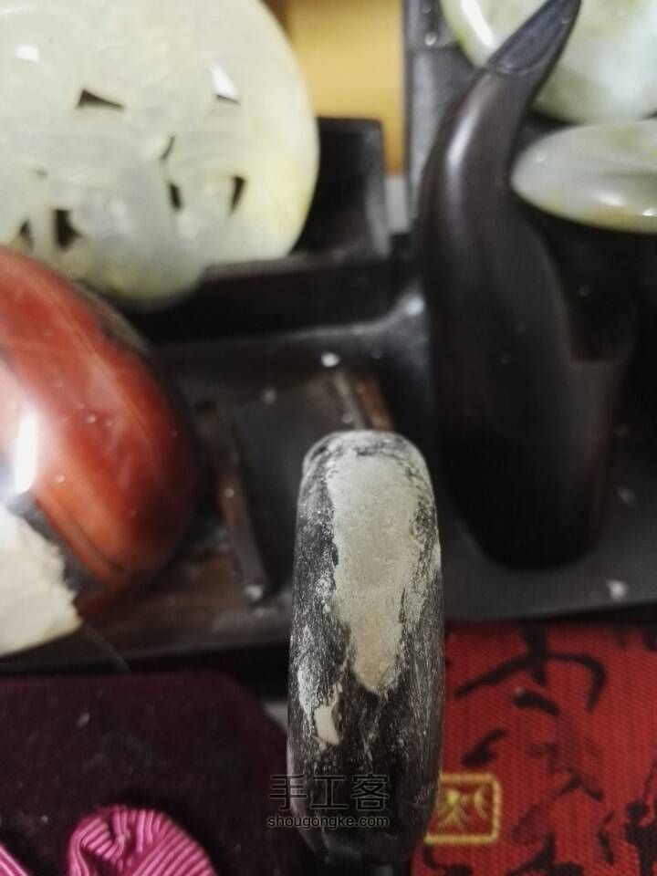 裂料变身！紫光檀畸形镯子 第10步