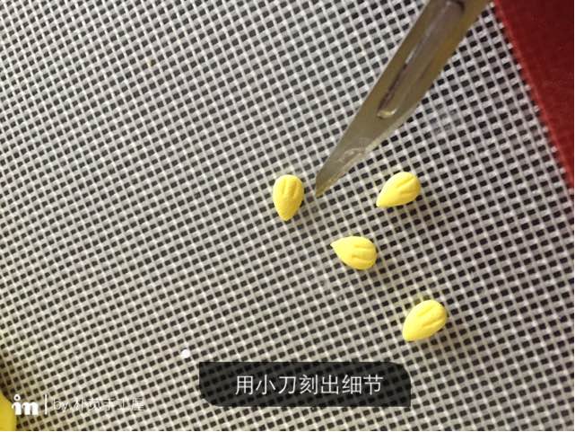 嫩嫩的小黄鸡哦～ 第9步