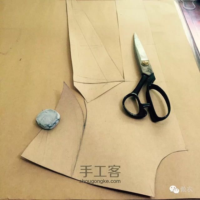 小飞袖立领茶服制作图解 第3步