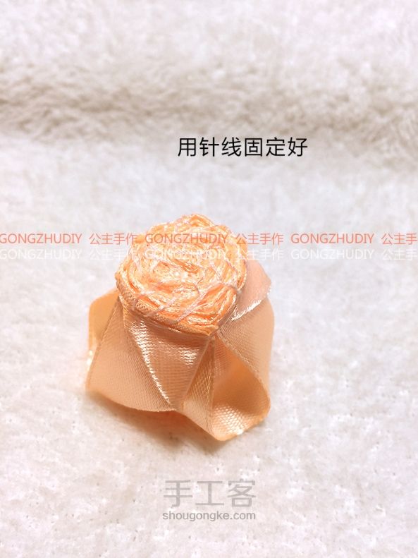 【公主手作】七夕情人节双色丝带玫瑰花的详细制作方法 第20步