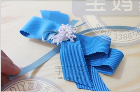 精致的双层水晶珠珠蝴蝶结，宝妈教你做~  第10步