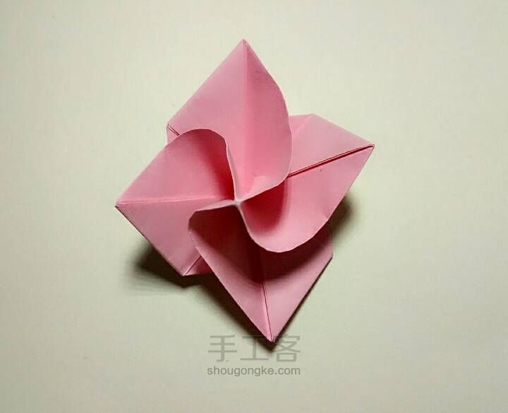 玫瑰花。折纸 第33步