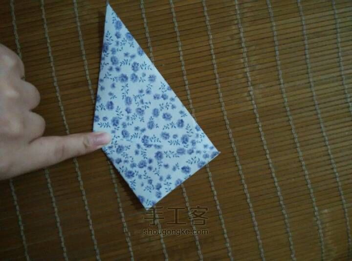一朵小白合送给你们 第3步