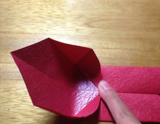 （转）【心型纸盒】－折纸教程（一） 第8步