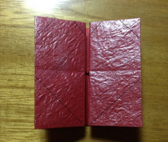 （转）【心型纸盒】－折纸教程（一） 第18步