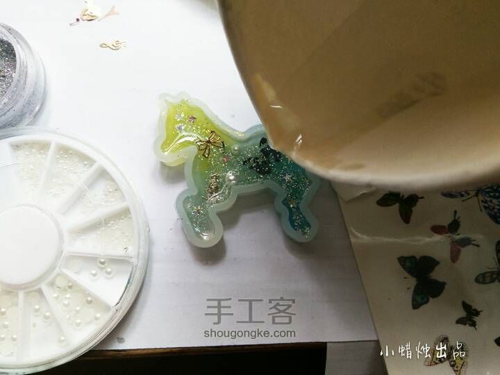 萌系可爱小动物滴胶教程 第11步