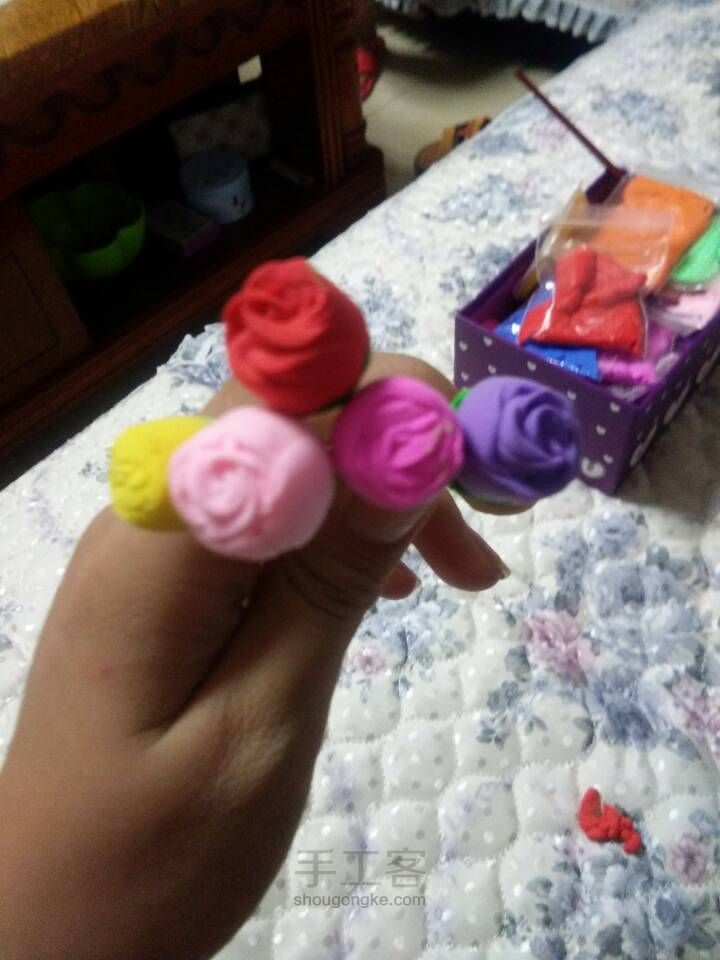 玫瑰花。 第1步