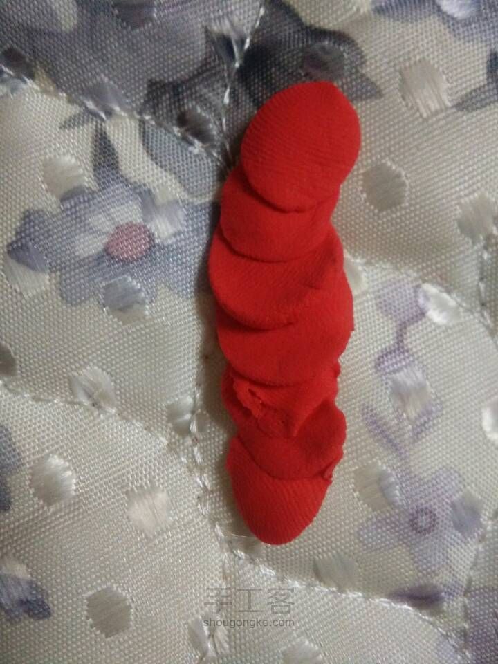 玫瑰花。 第4步