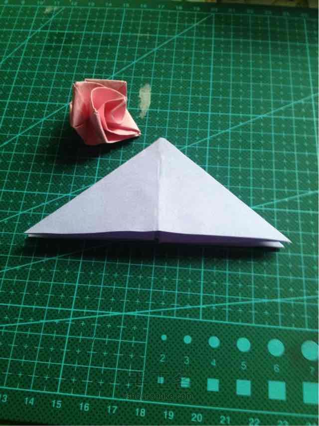 纸折玫瑰花🌹 第4步