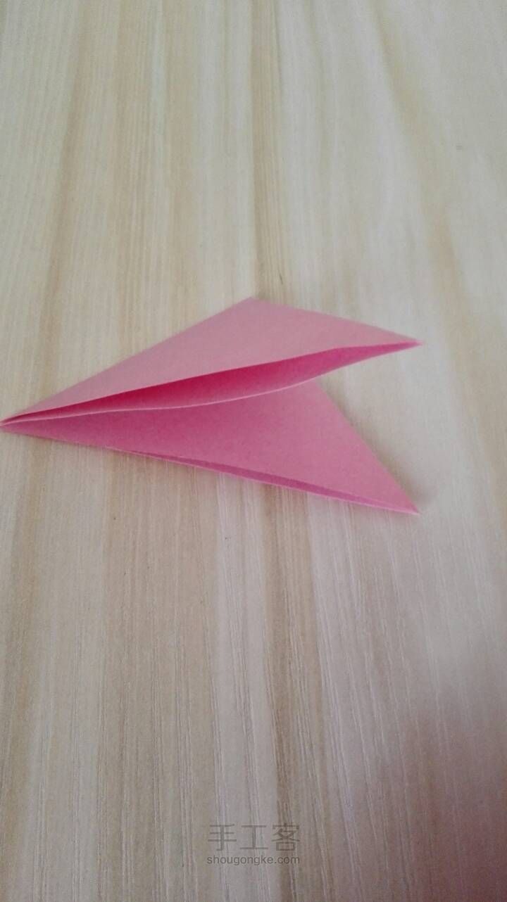 樱花折纸。 第3步