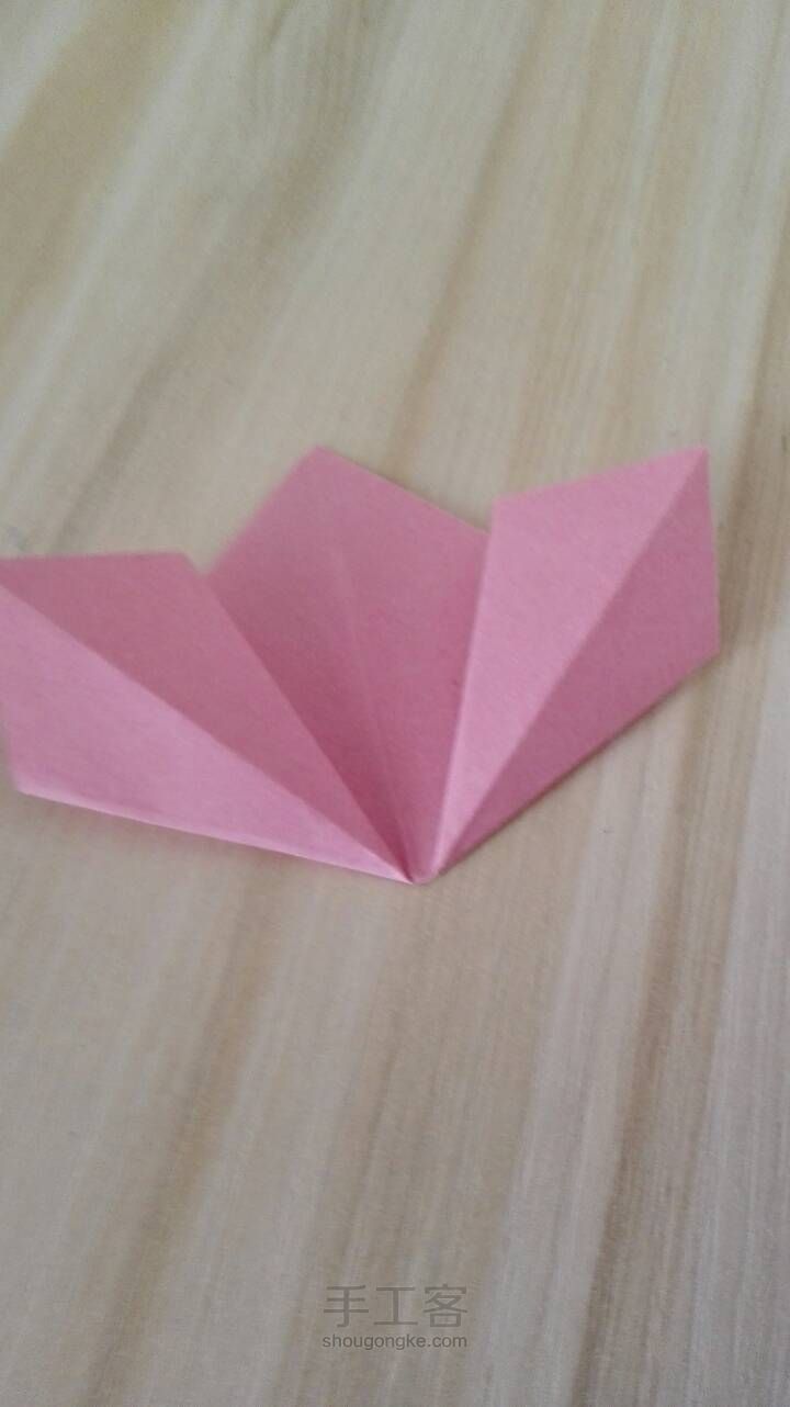 樱花折纸。 第8步