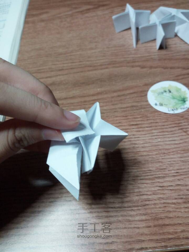 纸星星（组合型折纸） 第15步