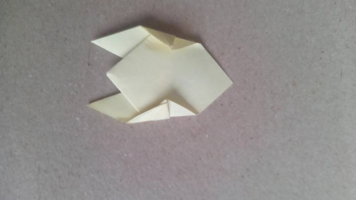 折纸蝉 第8步