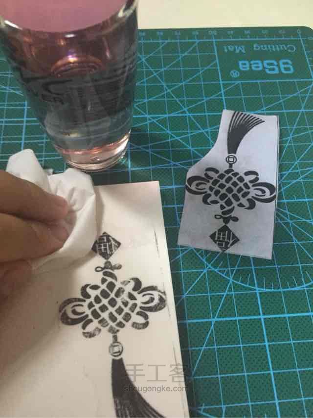 一个中国结/橡皮章 第3步