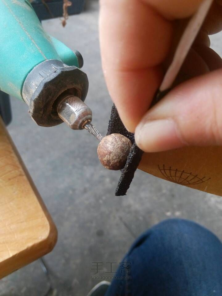 超级简单快速打磨修圆抛光珠子 第13步