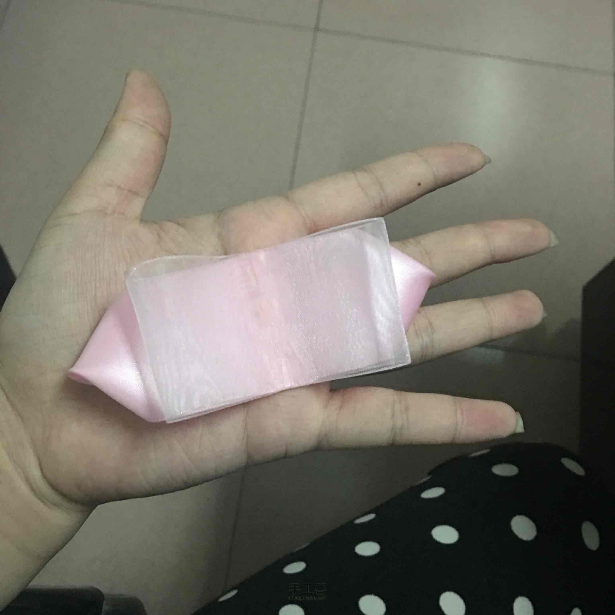 简约蝴蝶结发饰 第6步