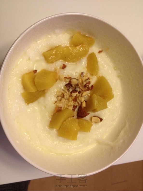 我的是用烤箱烤的，加了水果和核桃仁。味道很棒！