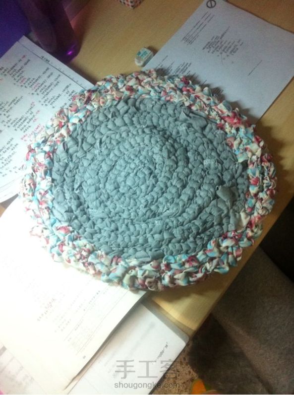 扯了布条弄了个垫子～ 第1张