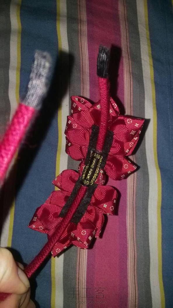 前几天刚给外甥女做了个，跟你的差不多，一边少了两片 第1张