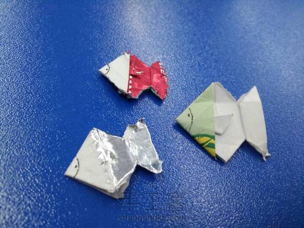 上课随手折的  小丑鱼😂😂