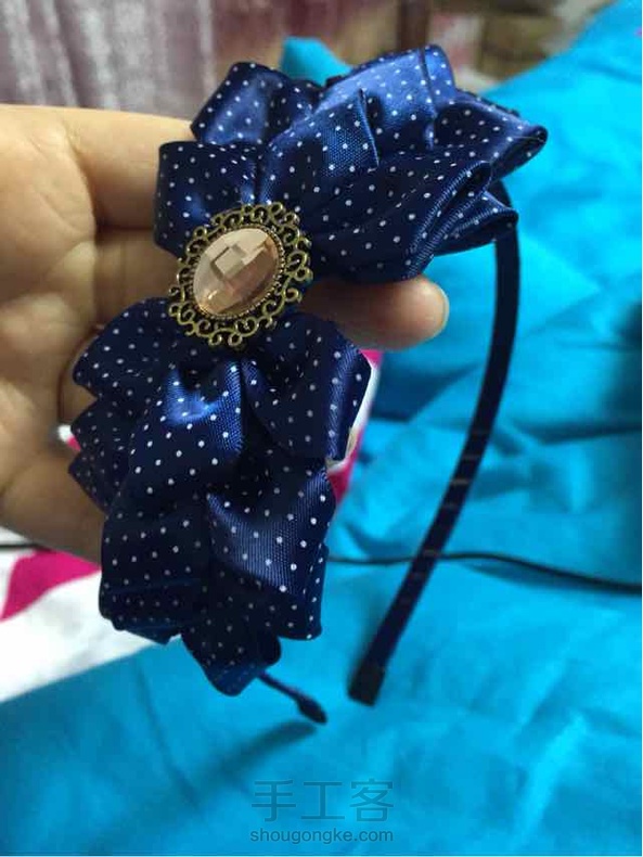 小白姐，你看我又来啦！
哈哈哈，请忽略我斑驳的指甲油～～