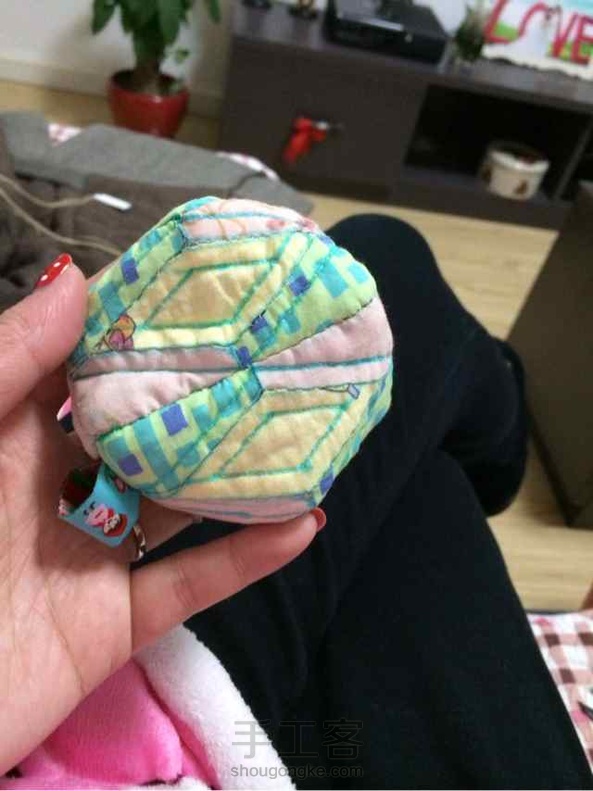 @❤️❤️的耳机包作业，配色很清爽和谐，很稀饭哦～/强 第1张